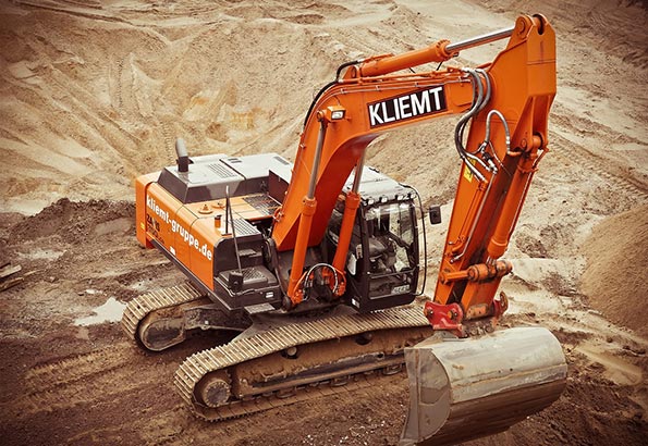 挖机保养秘籍:延长设备使用寿命